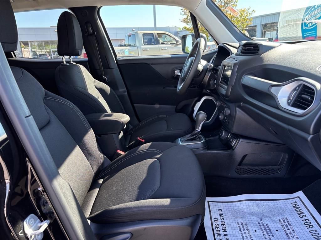 Used 2020 Jeep Renegade Sport image 12