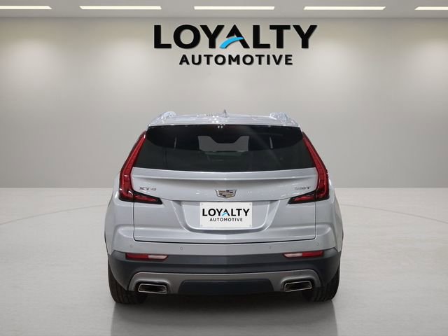 Used 2022 Cadillac XT4 Premium Luxury w/ Safety Alert Package image 4