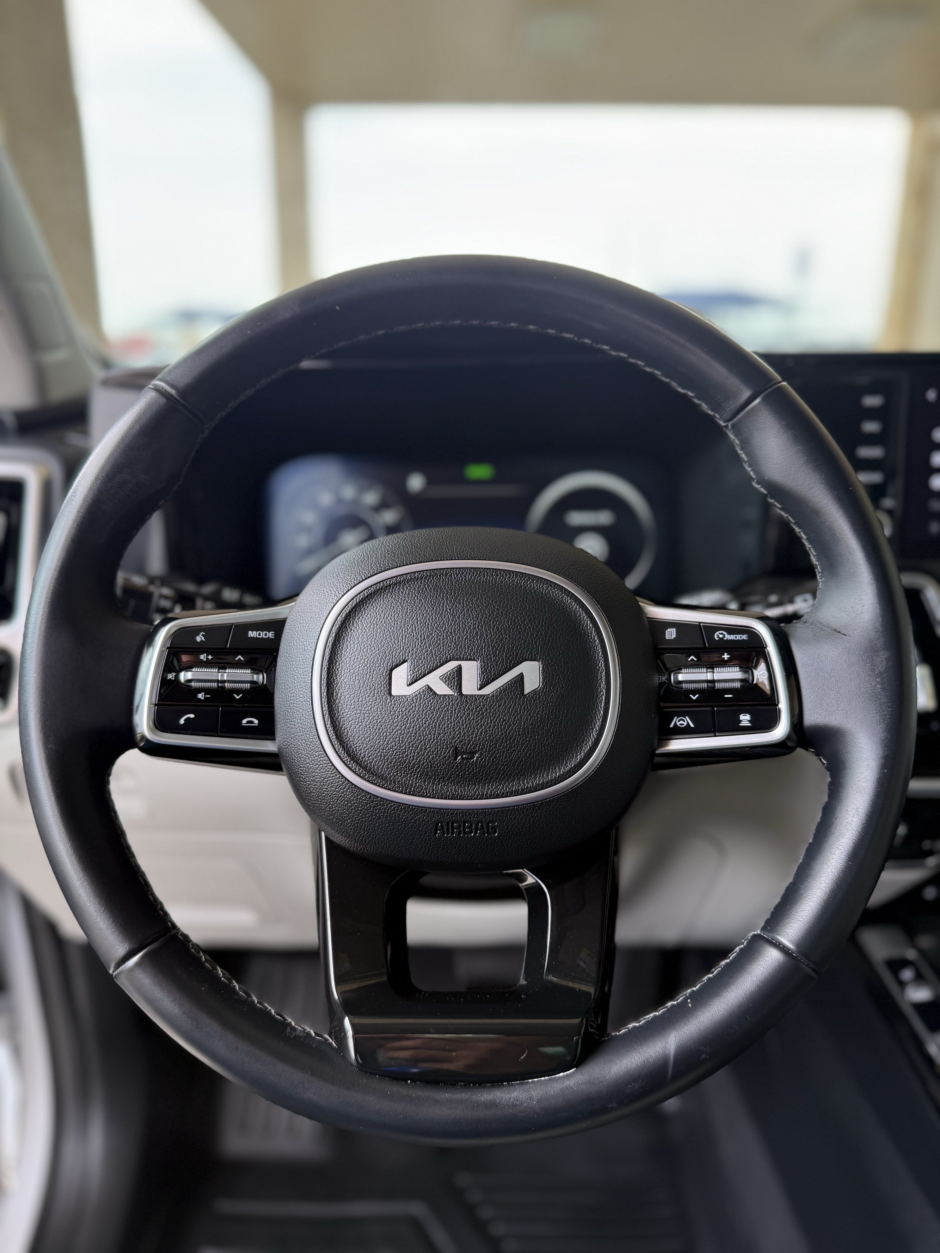 Used 2023 Kia Sorento SX AWD/4WD image 26