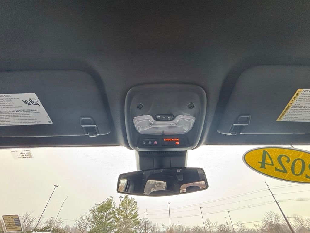 Used 2024 Chevrolet Colorado Trail Boss w/ Advanced Trailering Package image 33