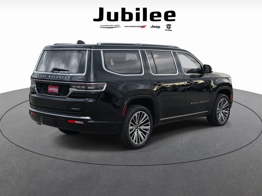 Used 2024 Jeep Grand Wagoneer Series III w/ Flexible Seating Group AWD/4WD image 5