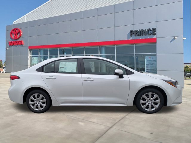 New 2026 Toyota Corolla LE image 3
