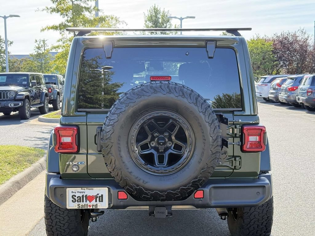 Used 2021 Jeep Wrangler Unlimited Sahara w/ Cold Weather Group AWD/4WD image 11