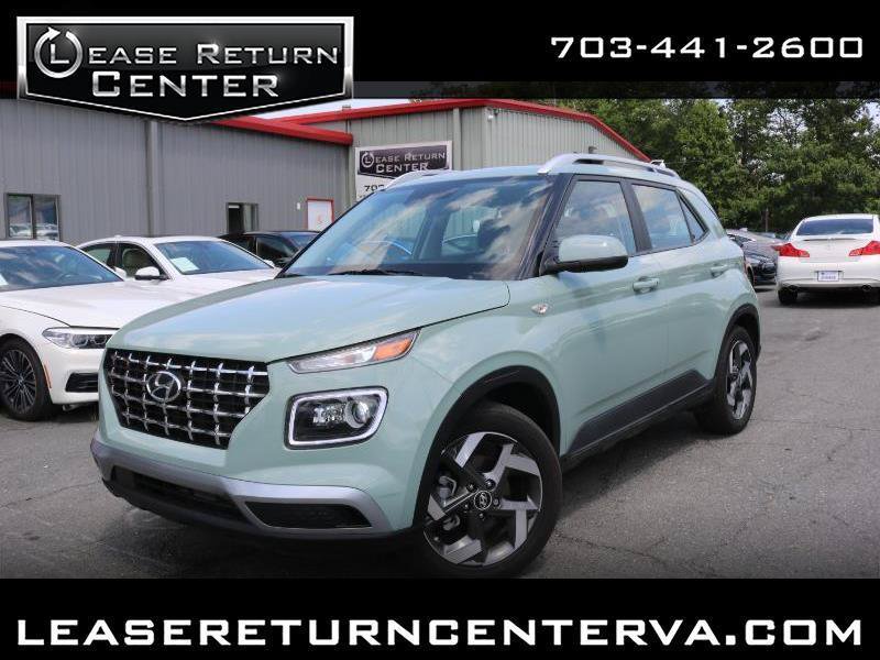 Used 2025 Hyundai Venue Limited FWD image 1