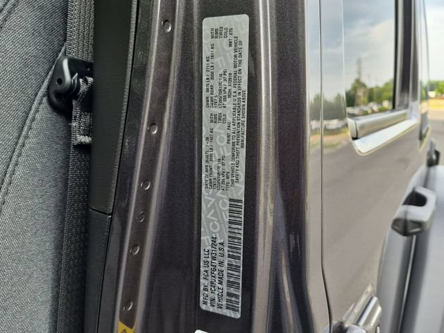 New 2026 Jeep Wrangler Unlimited Rubicon w/ Safety Group AWD/4WD image 26