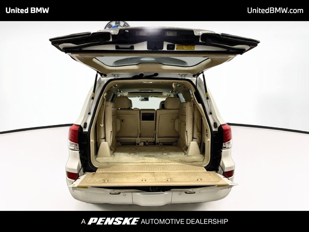 Used 2015 Lexus LX 570 4WD image 21
