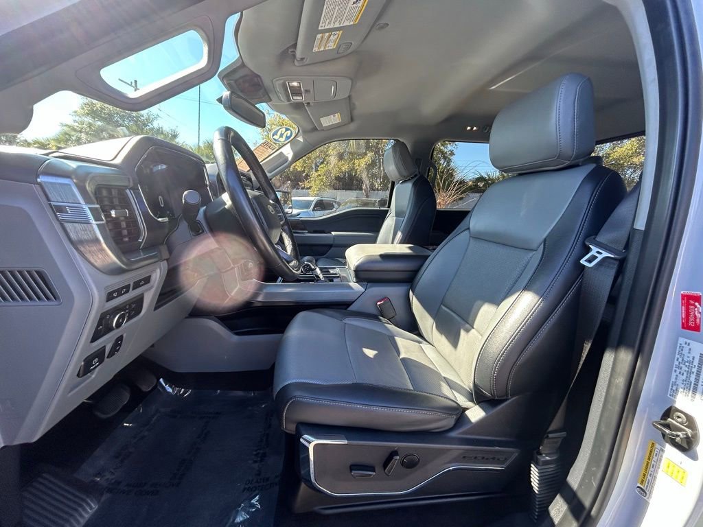 Used 2022 Ford F150 Lariat image 13