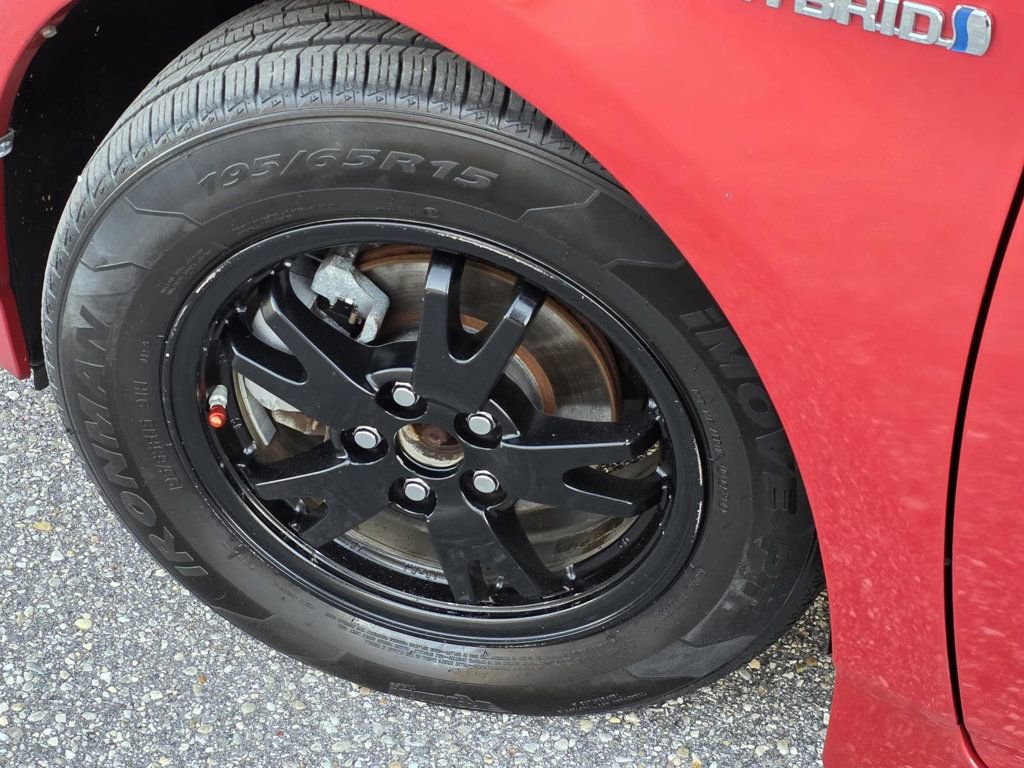 Used 2012 Toyota Prius Two image 31