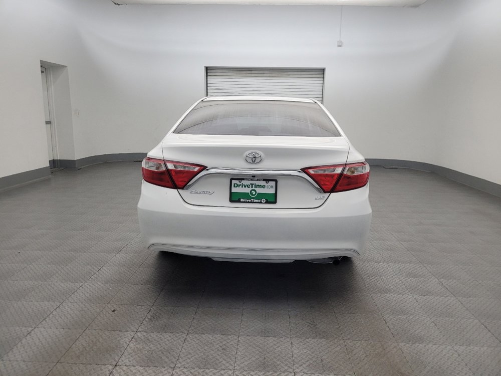 Used 2017 Toyota Camry LE FWD image 7