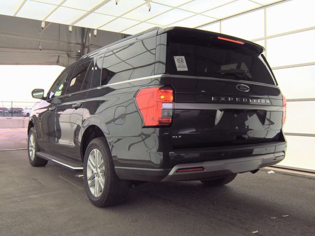 Used 2022 Ford Expedition Max XLT image 4