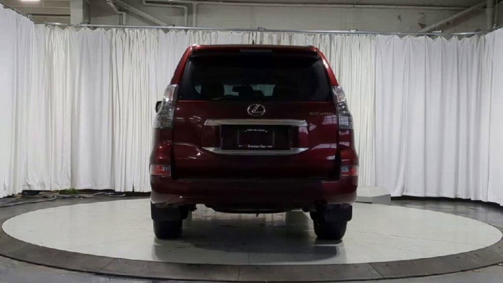 Used 2016 Lexus GX 460 w/ Premium Package image 9