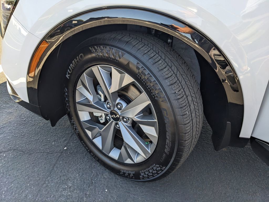 Certified 2025 Kia Sportage SX image 36