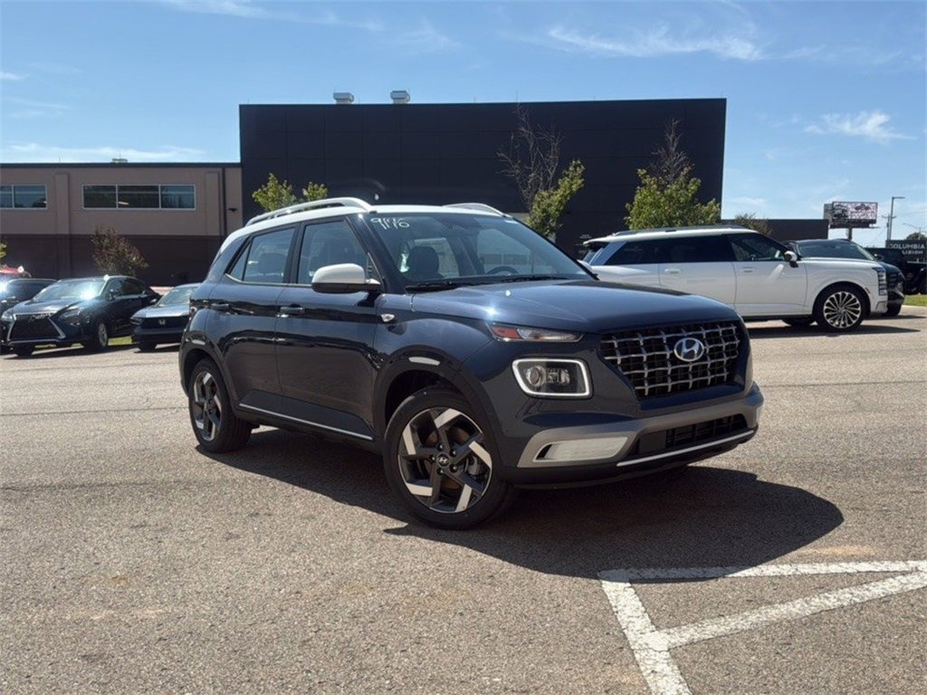 New 2025 Hyundai Venue Limited