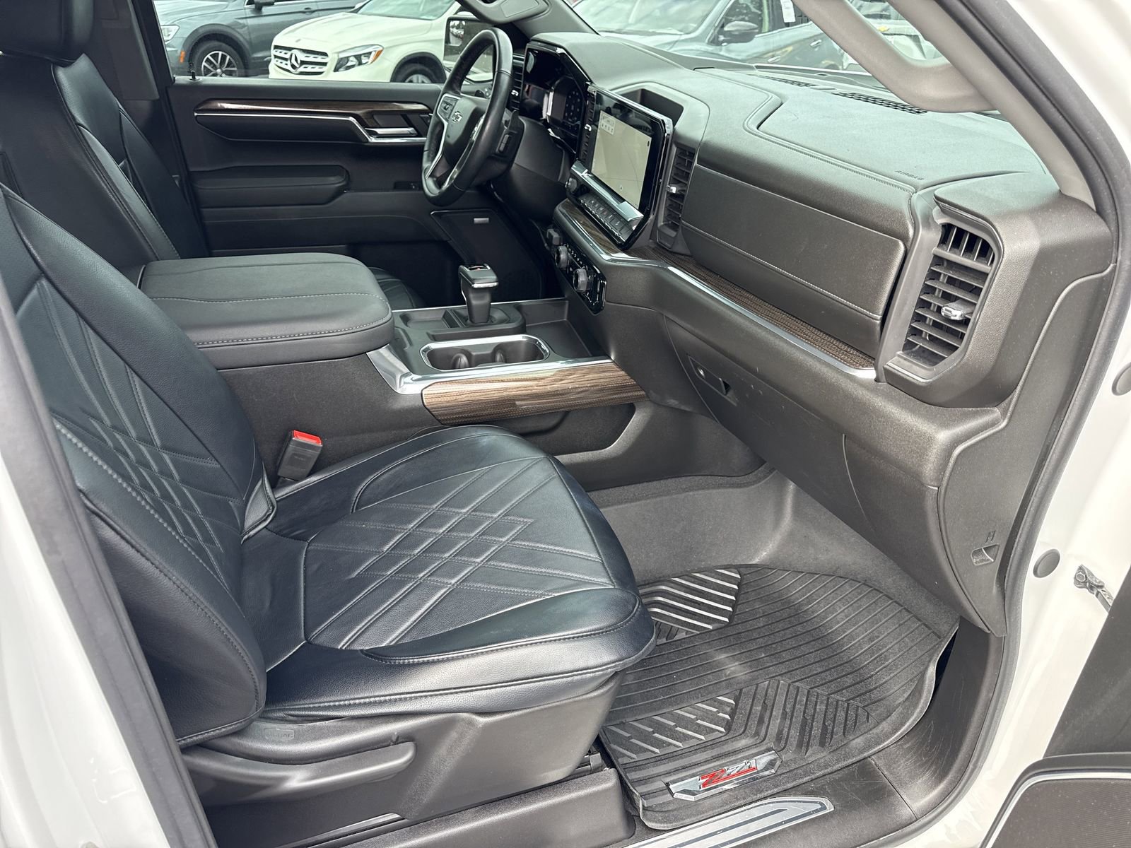 Used 2024 Chevrolet Silverado 1500 RST image 32