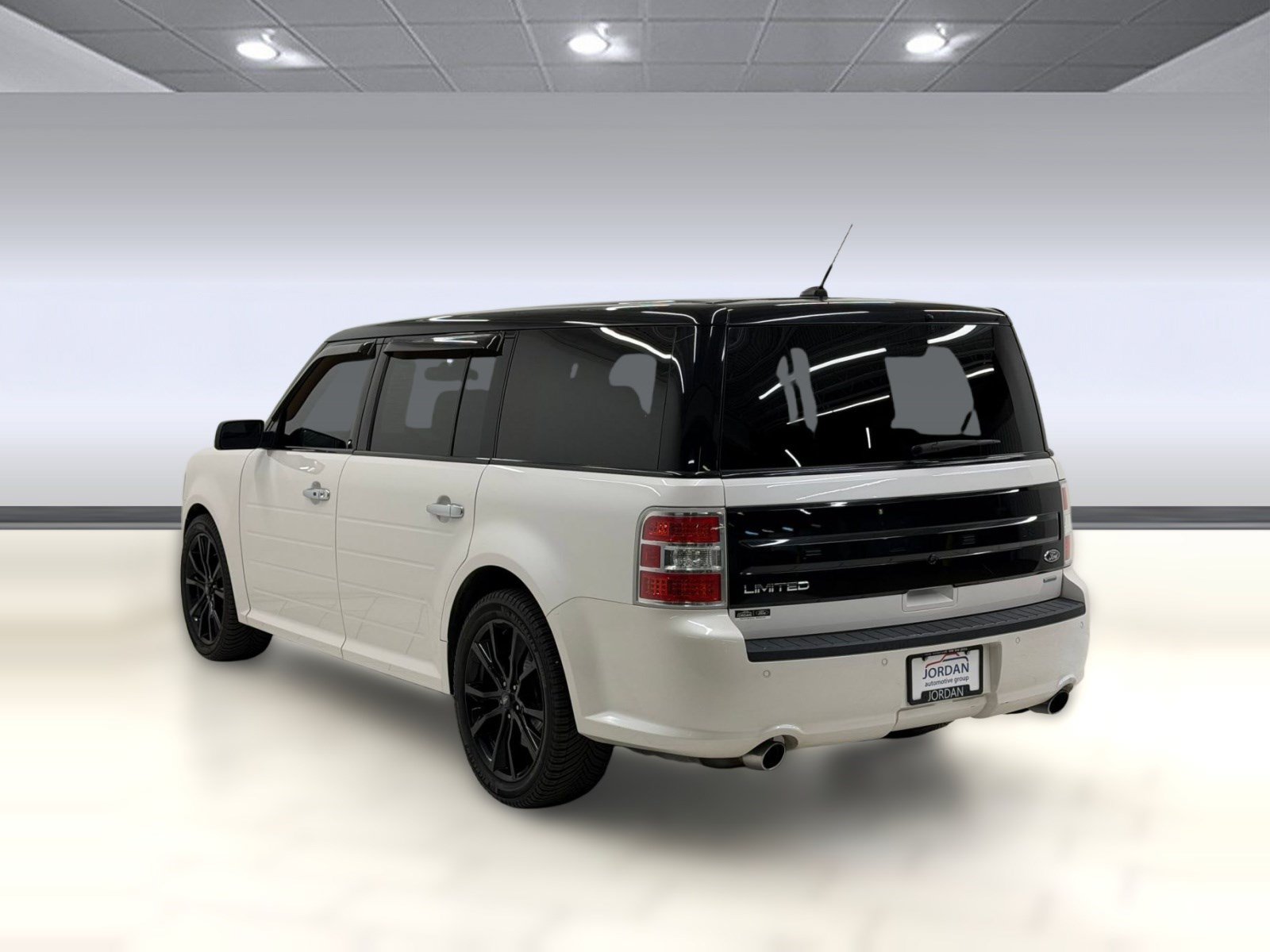 Used 2019 Ford Flex Limited w/ Equipment Group 303A AWD/4WD image 2