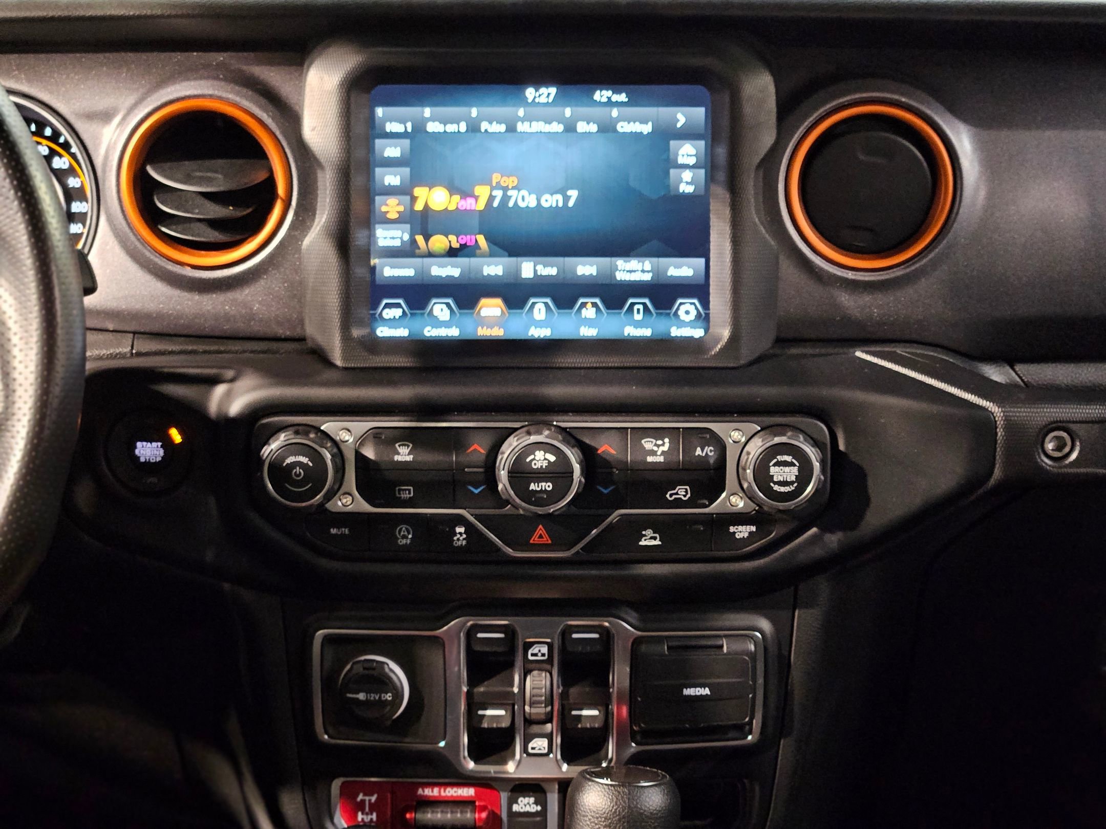 Used 2023 Jeep Gladiator Mojave image 16