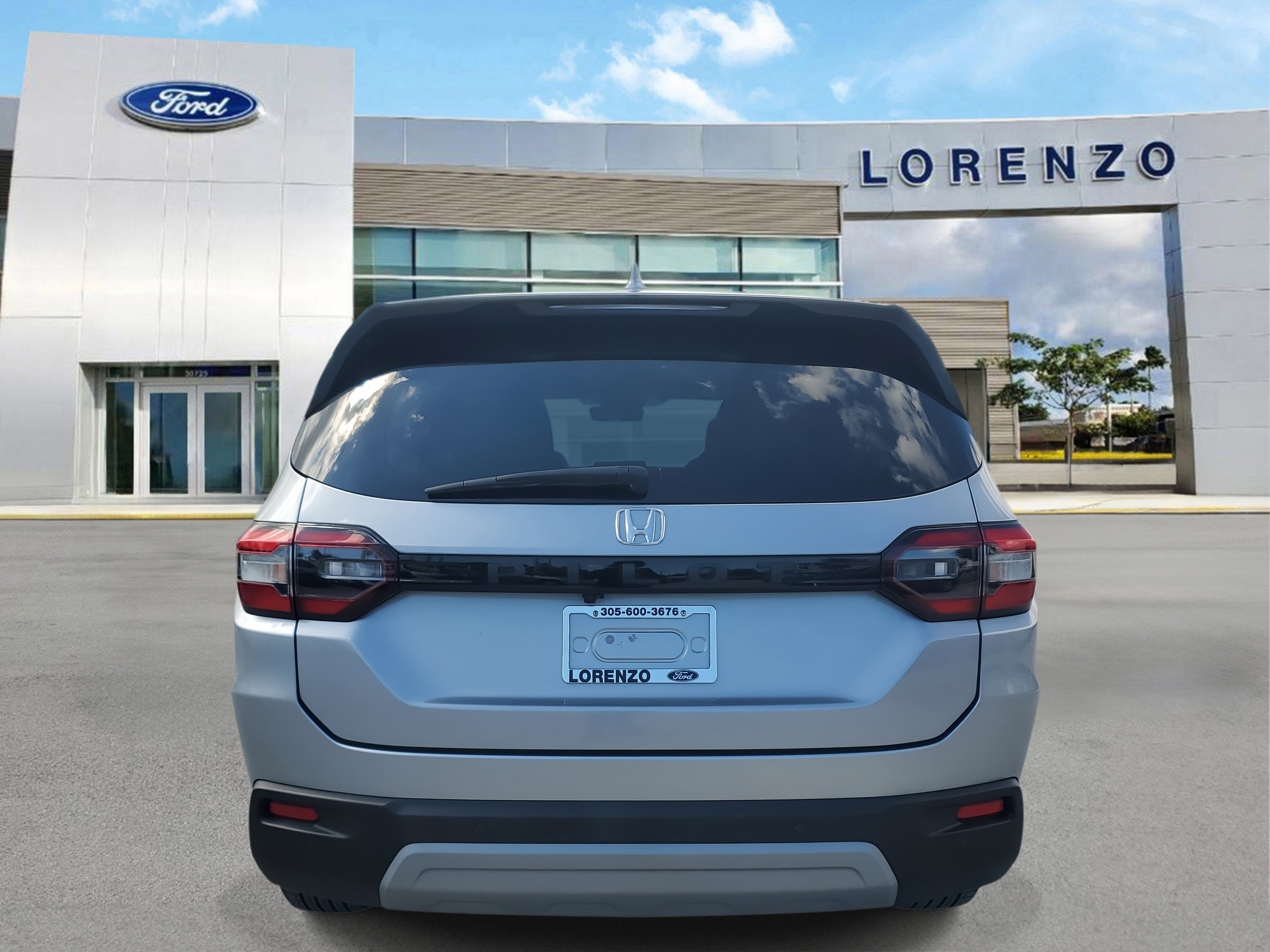 Used 2024 Honda Pilot EX-L image 6