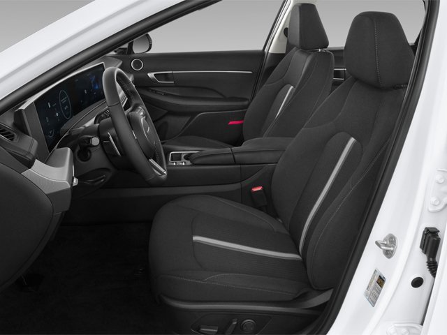 Used 2025 Hyundai Sonata Limited image 10
