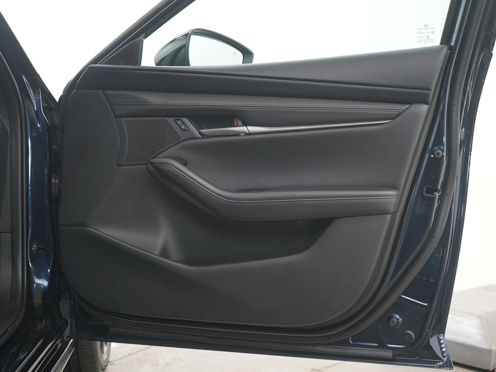 Used 2024 MAZDA MAZDA3 s image 12