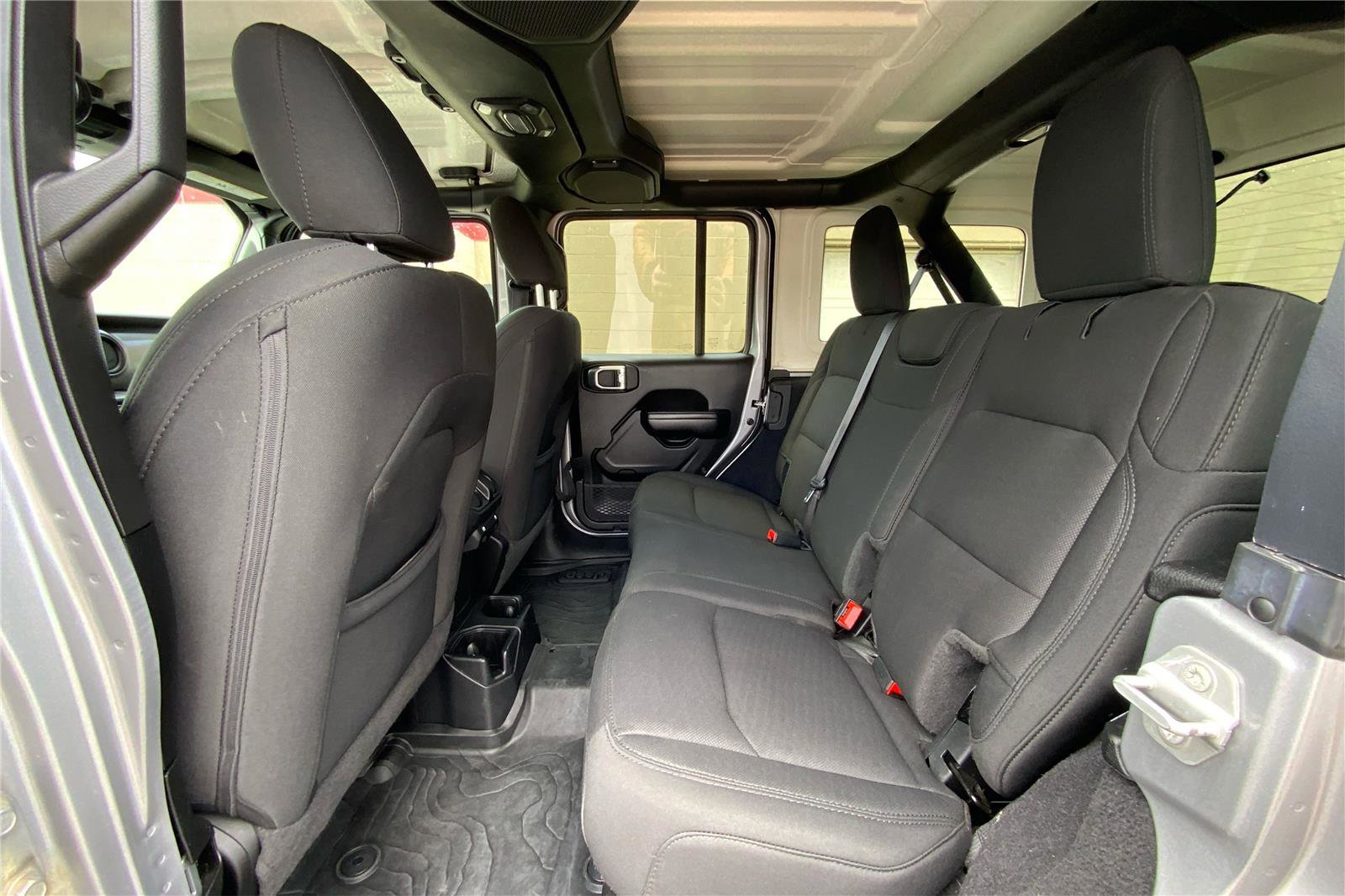 Used 2021 Jeep Wrangler Unlimited Sport AWD/4WD image 11