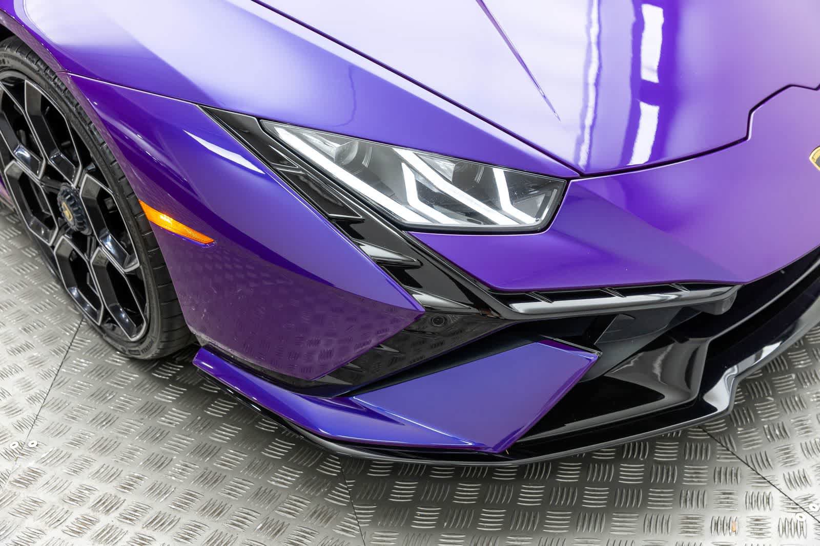 Used 2024 Lamborghini Huracan Tecnica RWD image 52
