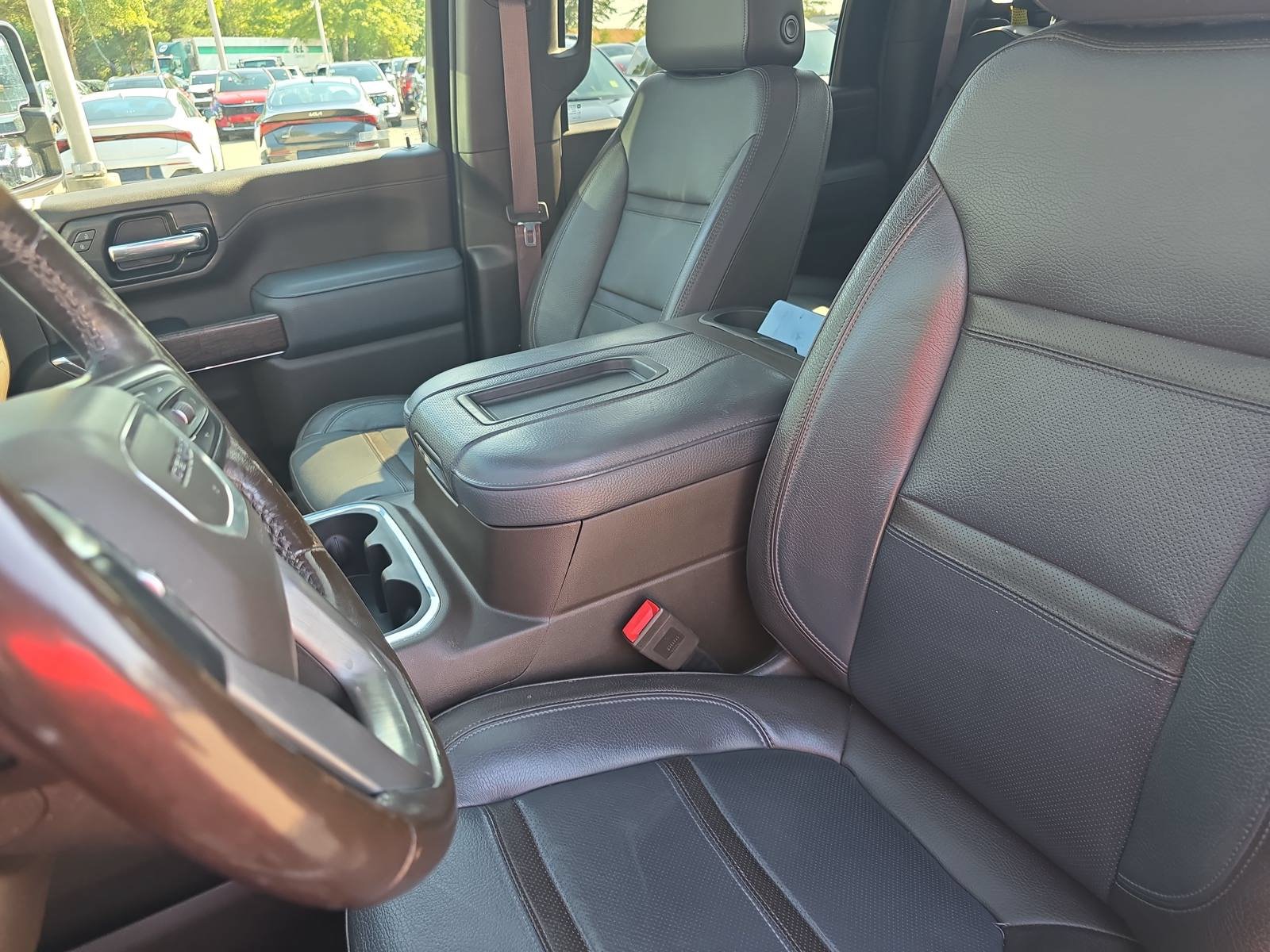 Used 2022 GMC Sierra 2500 Denali w/ Denali Ultimate Package AWD/4WD image 16