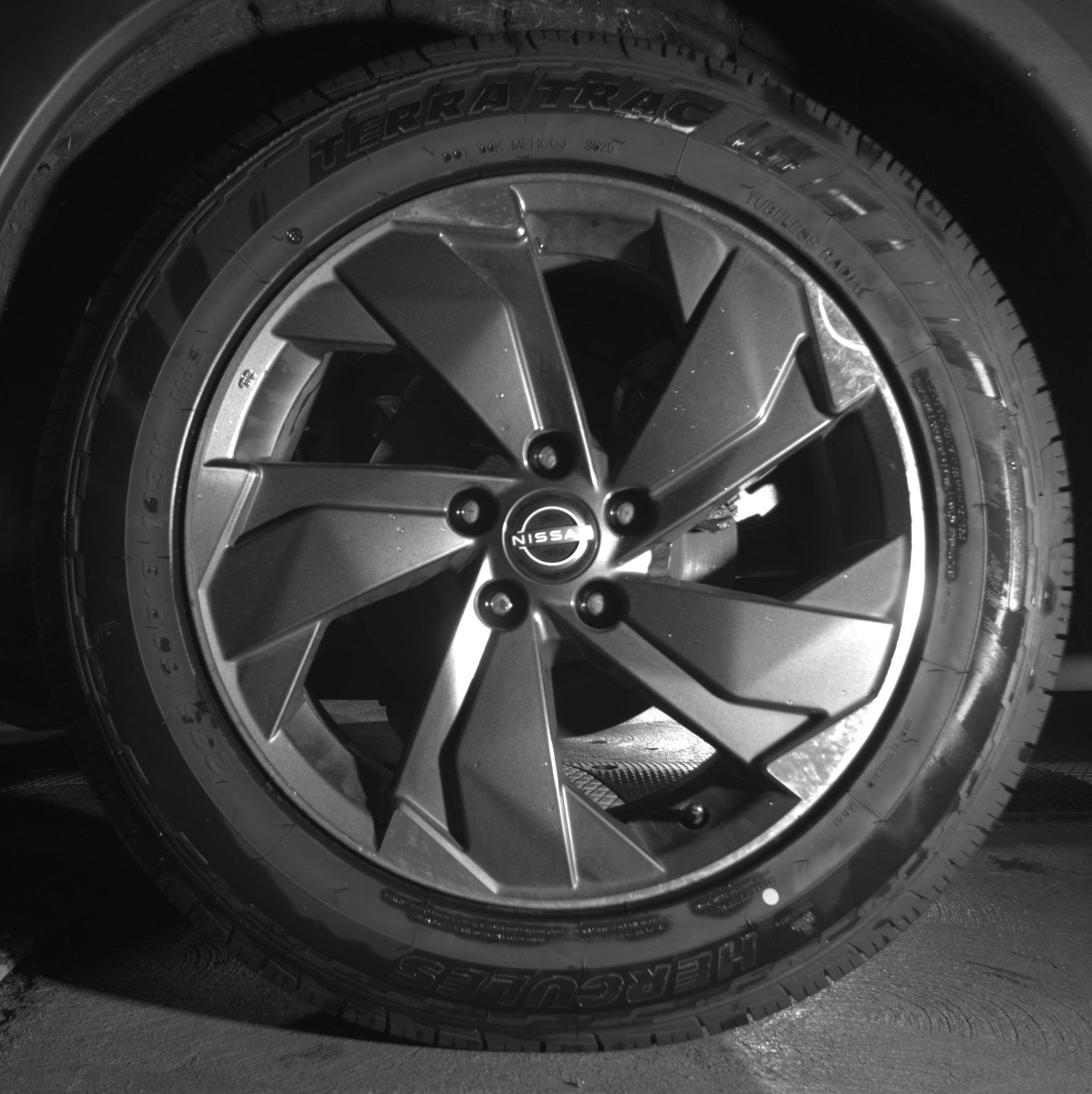 Used 2025 Nissan Rogue SV FWD image 14