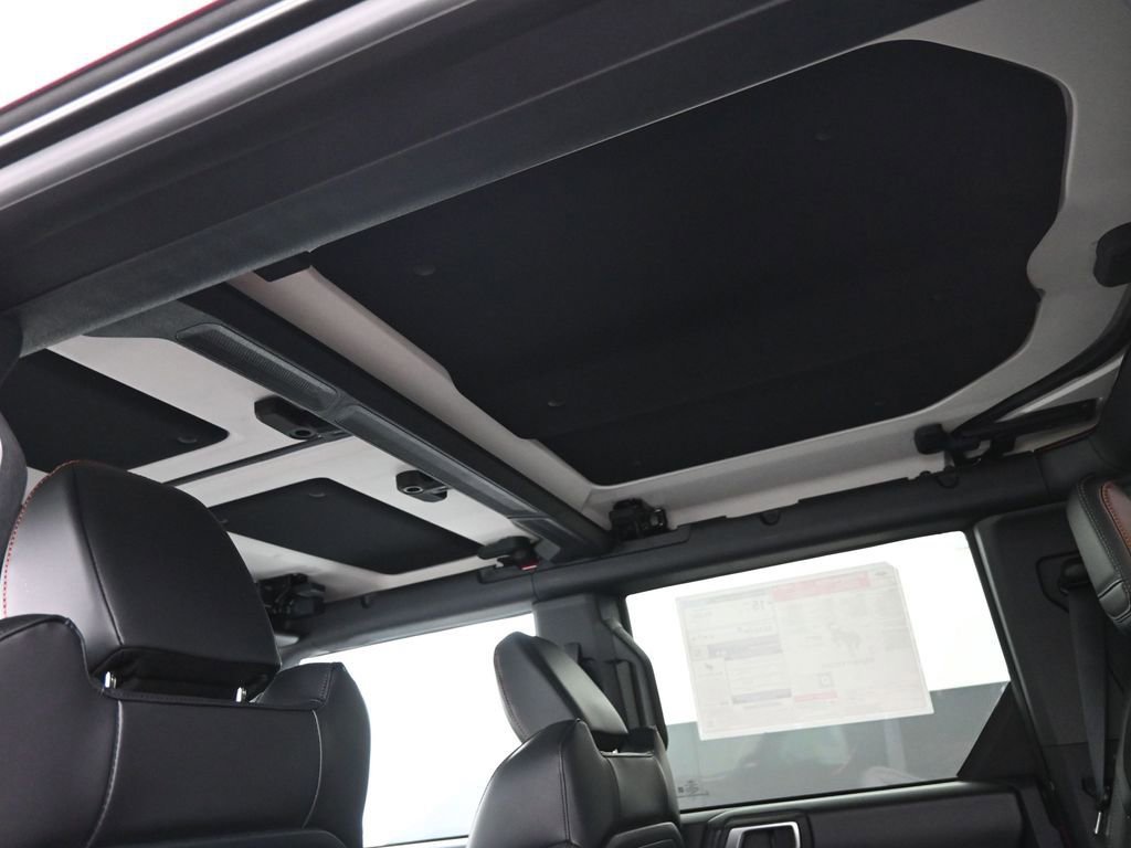 New 2025 Ford Bronco Raptor image 40