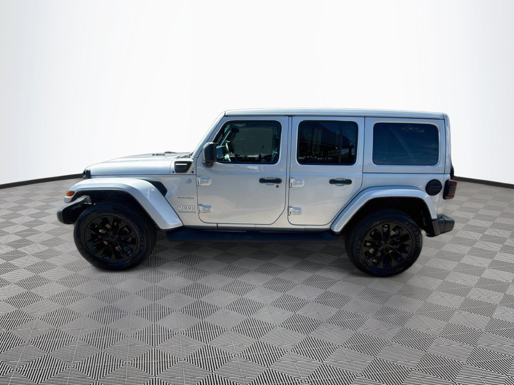 Certified 2023 Jeep Wrangler Unlimited Sahara w/ Cold Weather Group AWD/4WD image 9