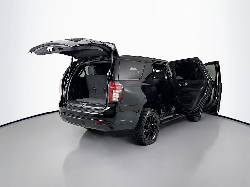 Used 2024 Chevrolet Tahoe Z71 w/ Luxury Package AWD/4WD image 31