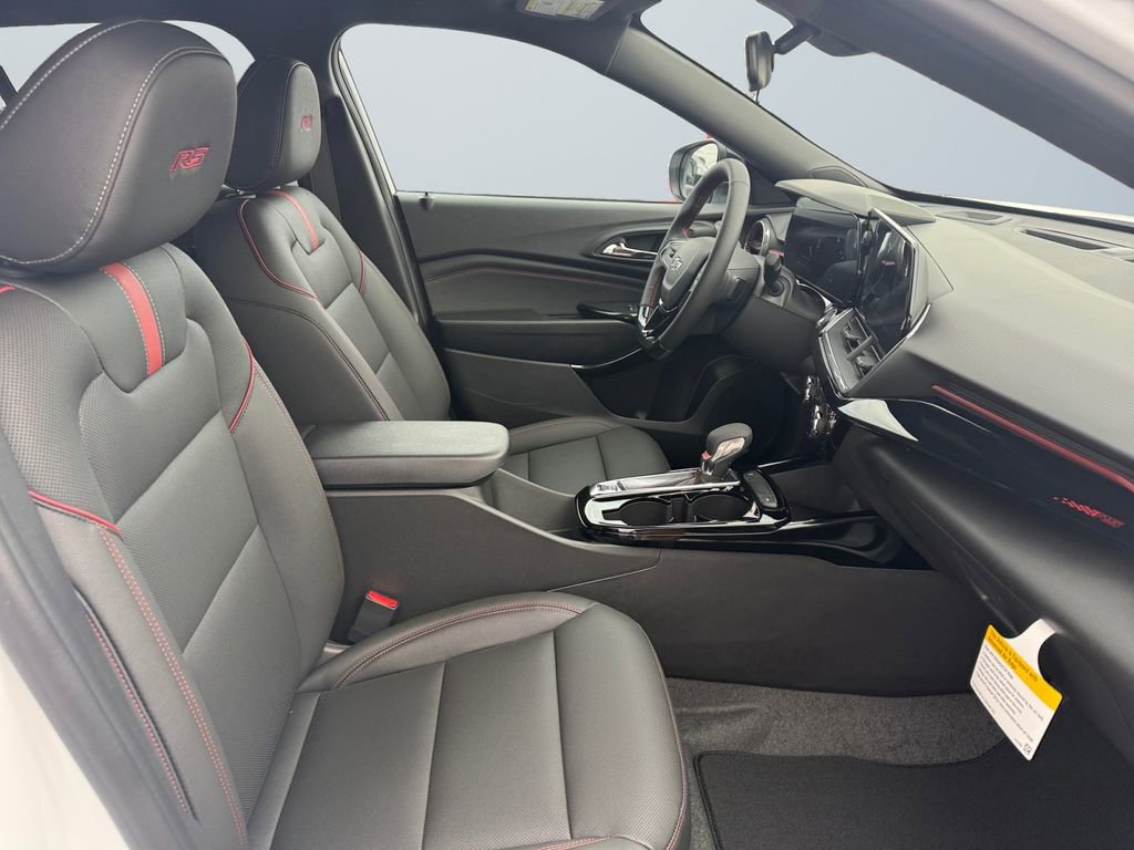 New 2026 Chevrolet Trax RS w/ Driver Confidence Package FWD image 15