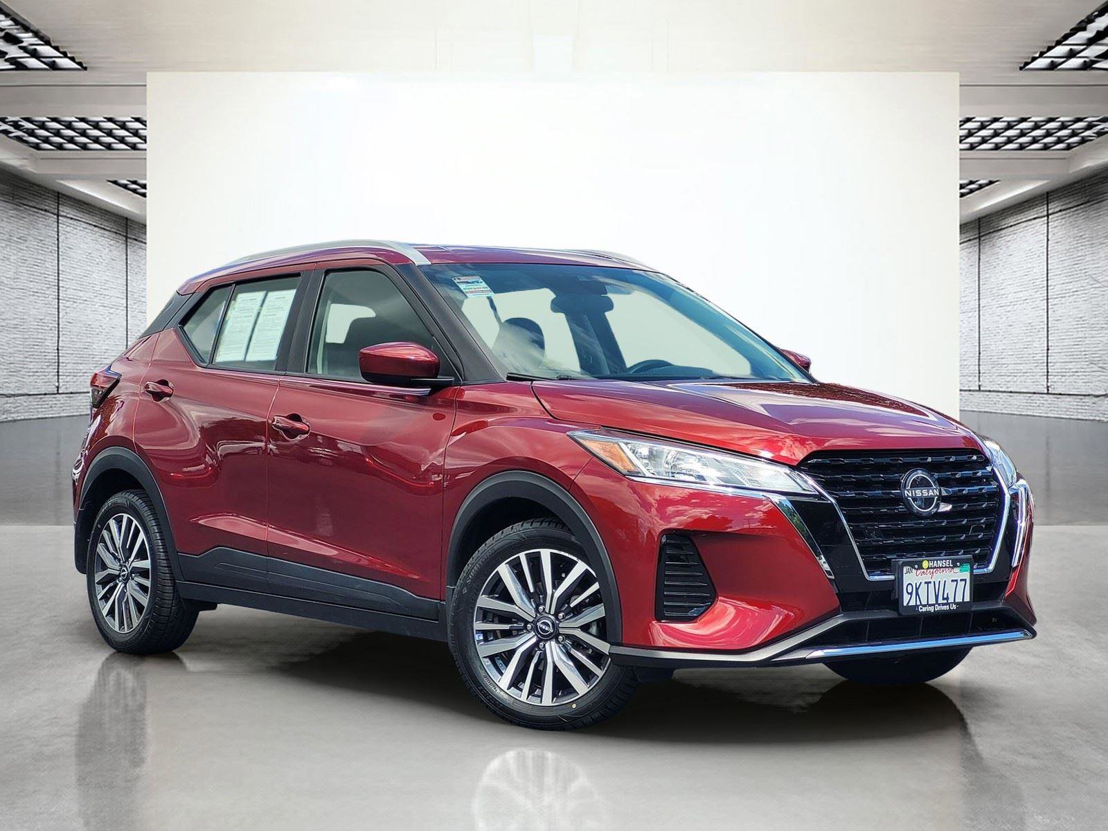 Used 2024 Nissan Kicks SV FWD image 2
