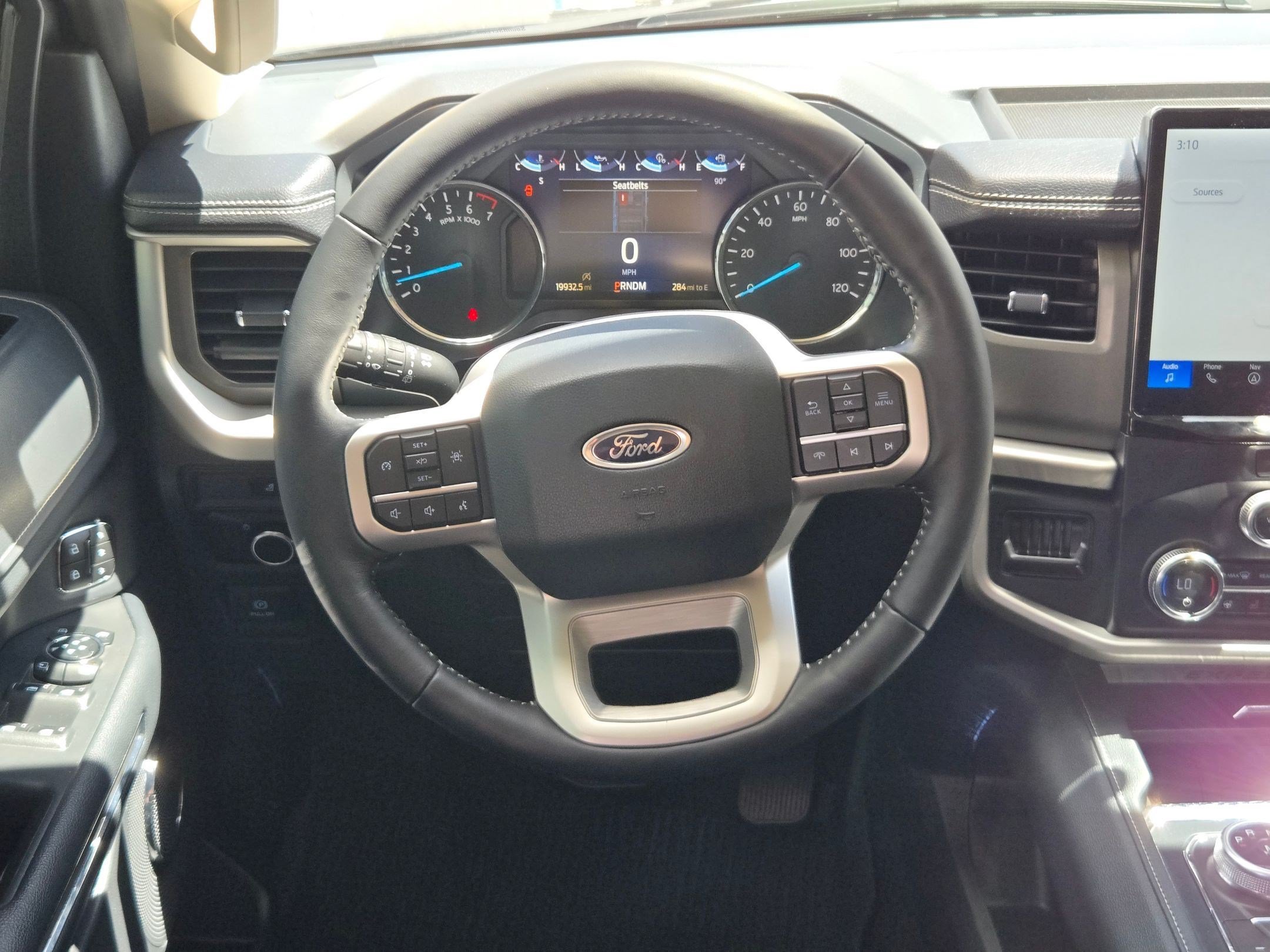 Used 2024 Ford Expedition XLT RWD image 20