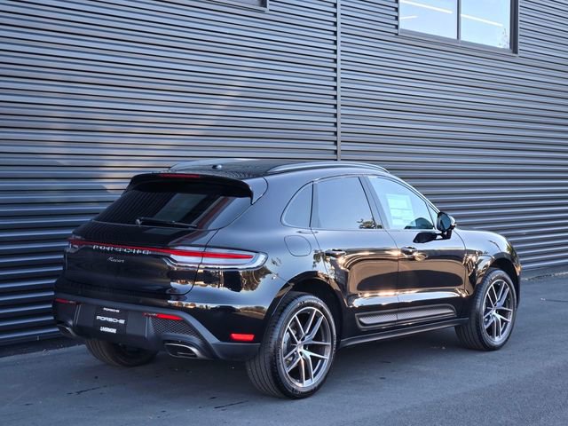 Used 2026 Porsche Macan image 7