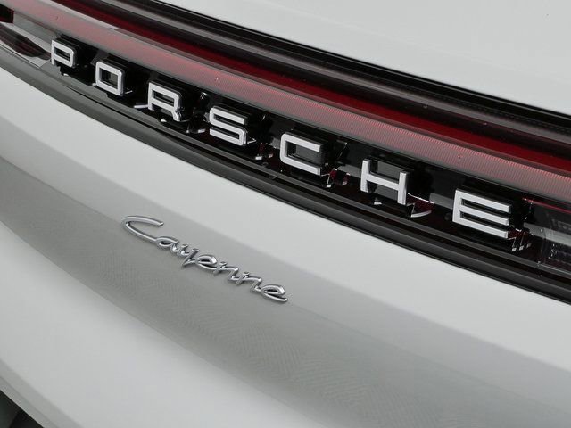 New 2026 Porsche Cayenne image 26