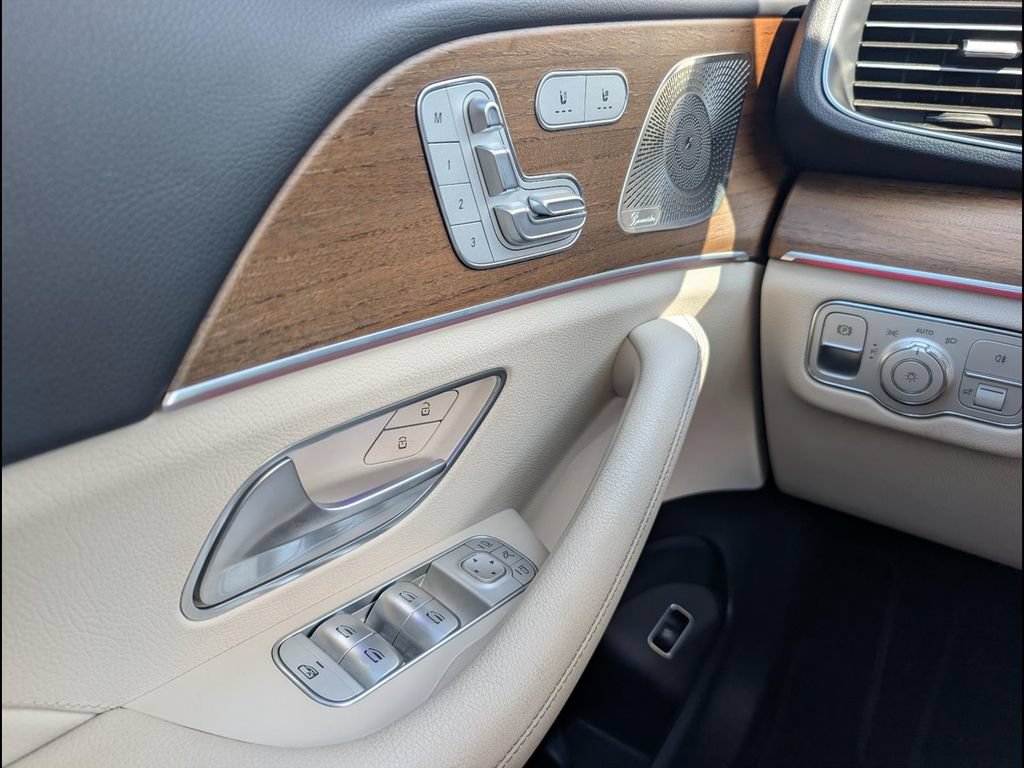 Used 2022 Mercedes-Benz GLE 350 image 17