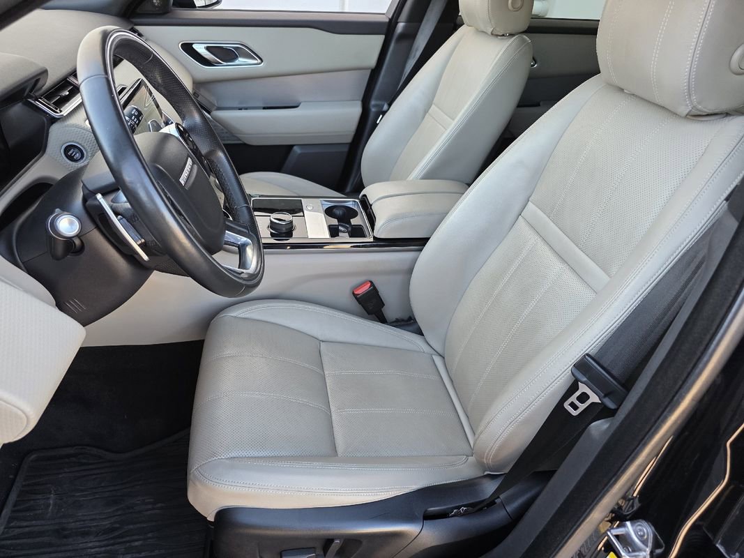 Used 2018 Land Rover Range Rover Velar R-Dynamic SE image 11