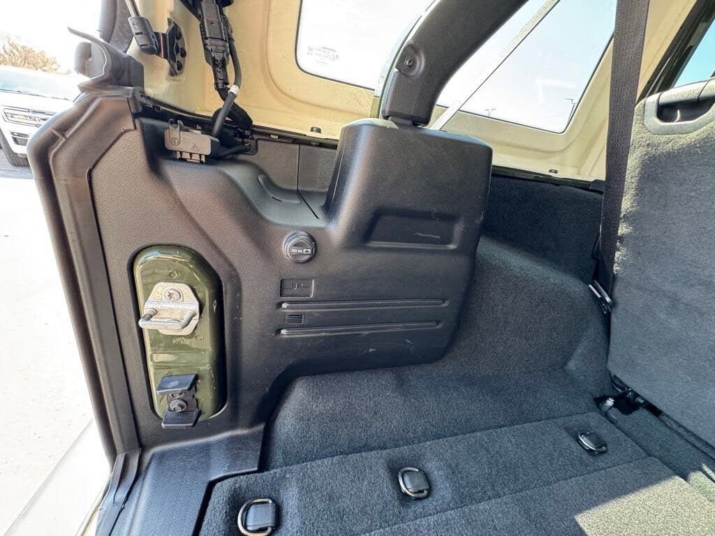 Used 2023 Jeep Wrangler Sahara AWD/4WD image 42