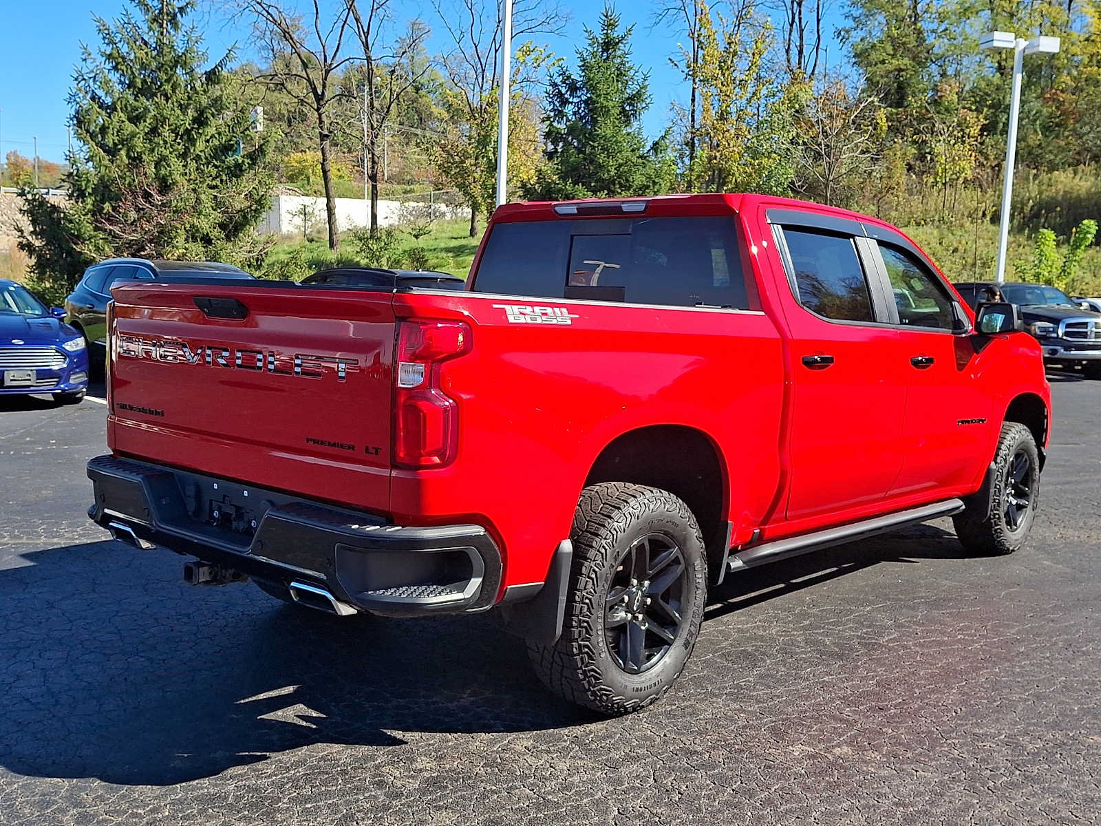 Used 2019 Chevrolet Silverado 1500 LT Trail Boss AWD/4WD image 6