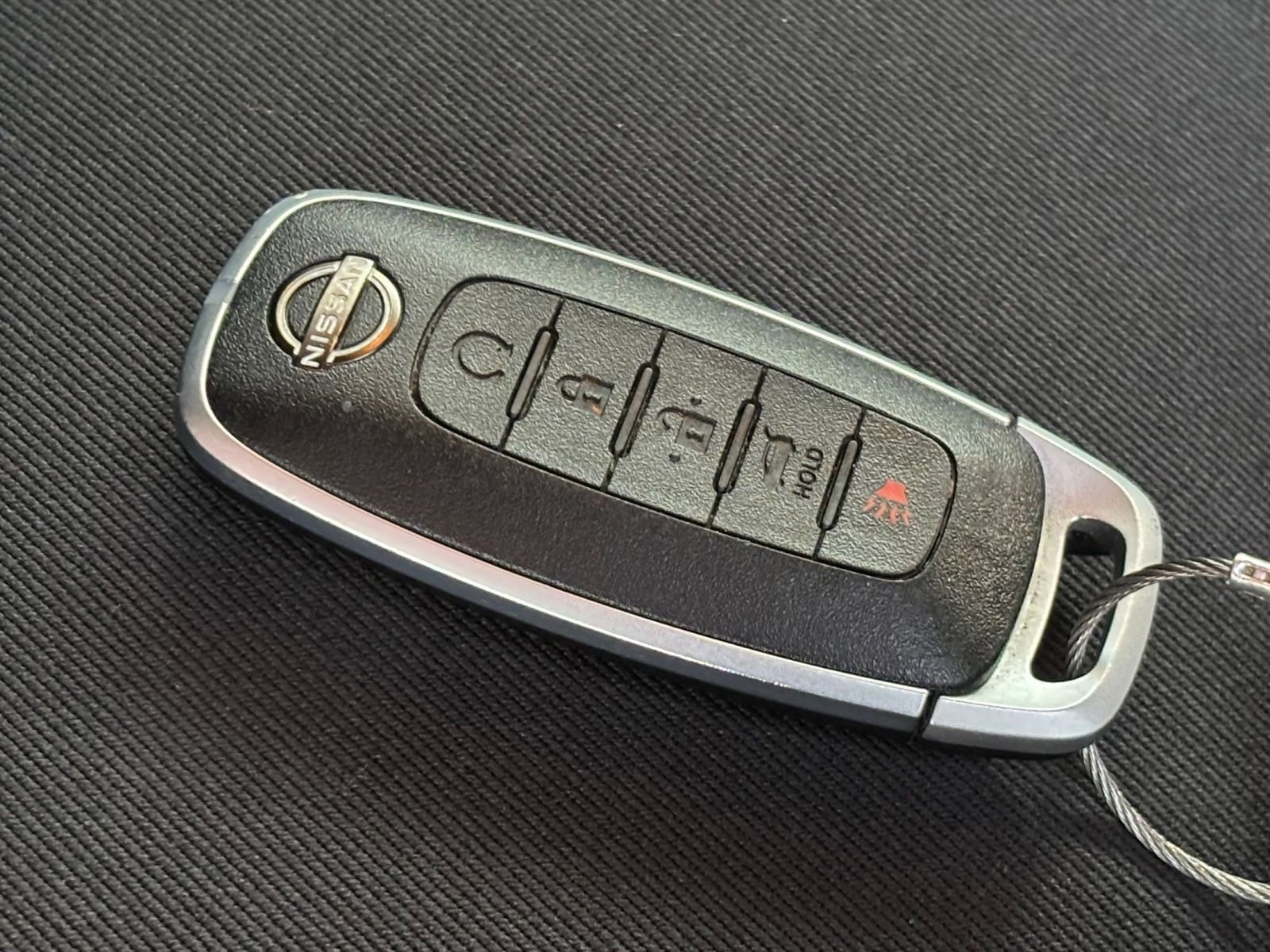 Used 2025 Nissan Pathfinder SV FWD image 21