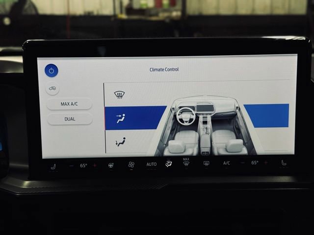 Used 2025 Ford Bronco Sport Badlands image 34