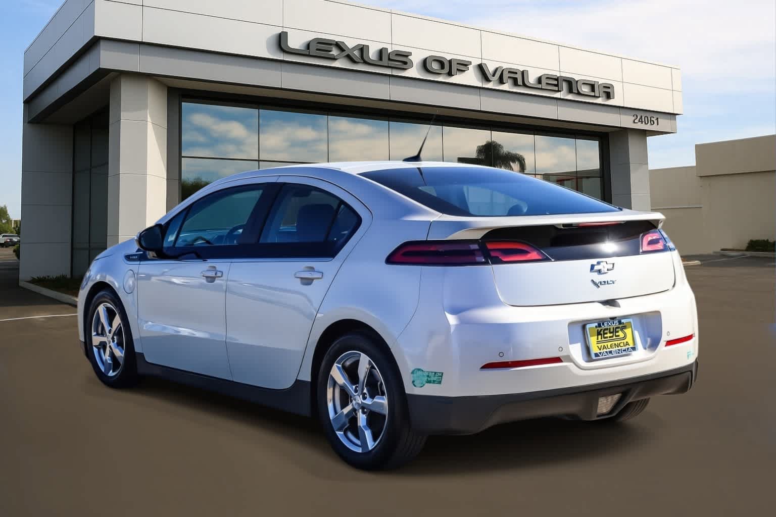 Used 2013 Chevrolet Volt Premium w/ Premium Trim Package FWD image 5
