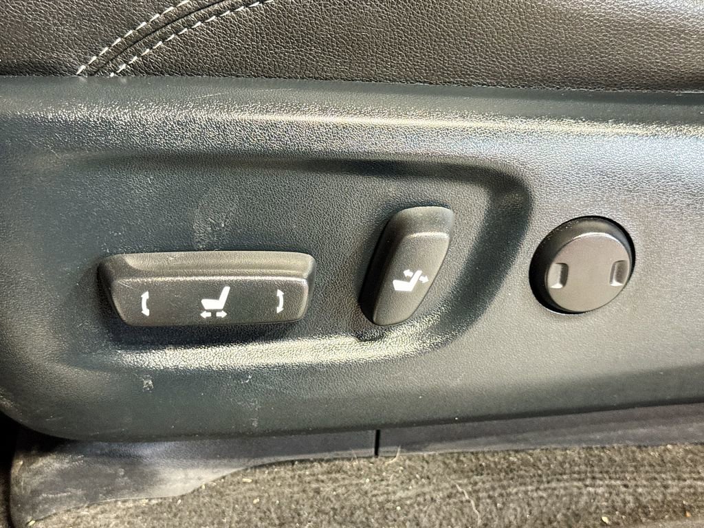 Used 2021 Toyota 4Runner SR5 Premium w/ Moonroof Package image 25