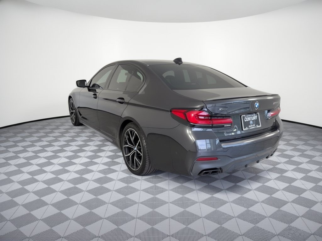 Used 2021 BMW M550i xDrive w/ Executive Package AWD/4WD image 3