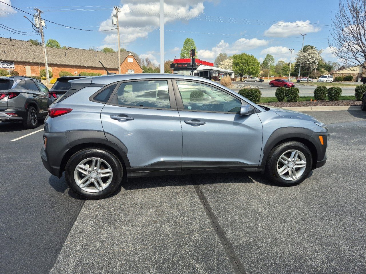 Used 2019 Hyundai Kona SE FWD image 15