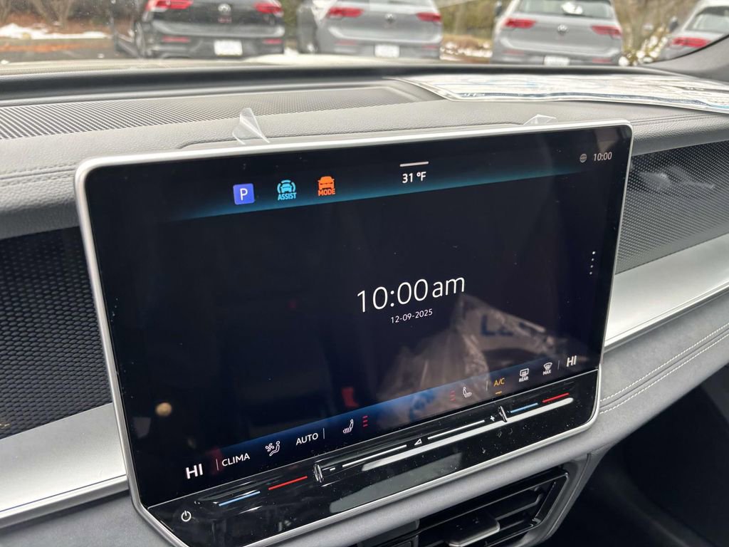 New 2026 Volkswagen Tiguan SE R-Line image 19