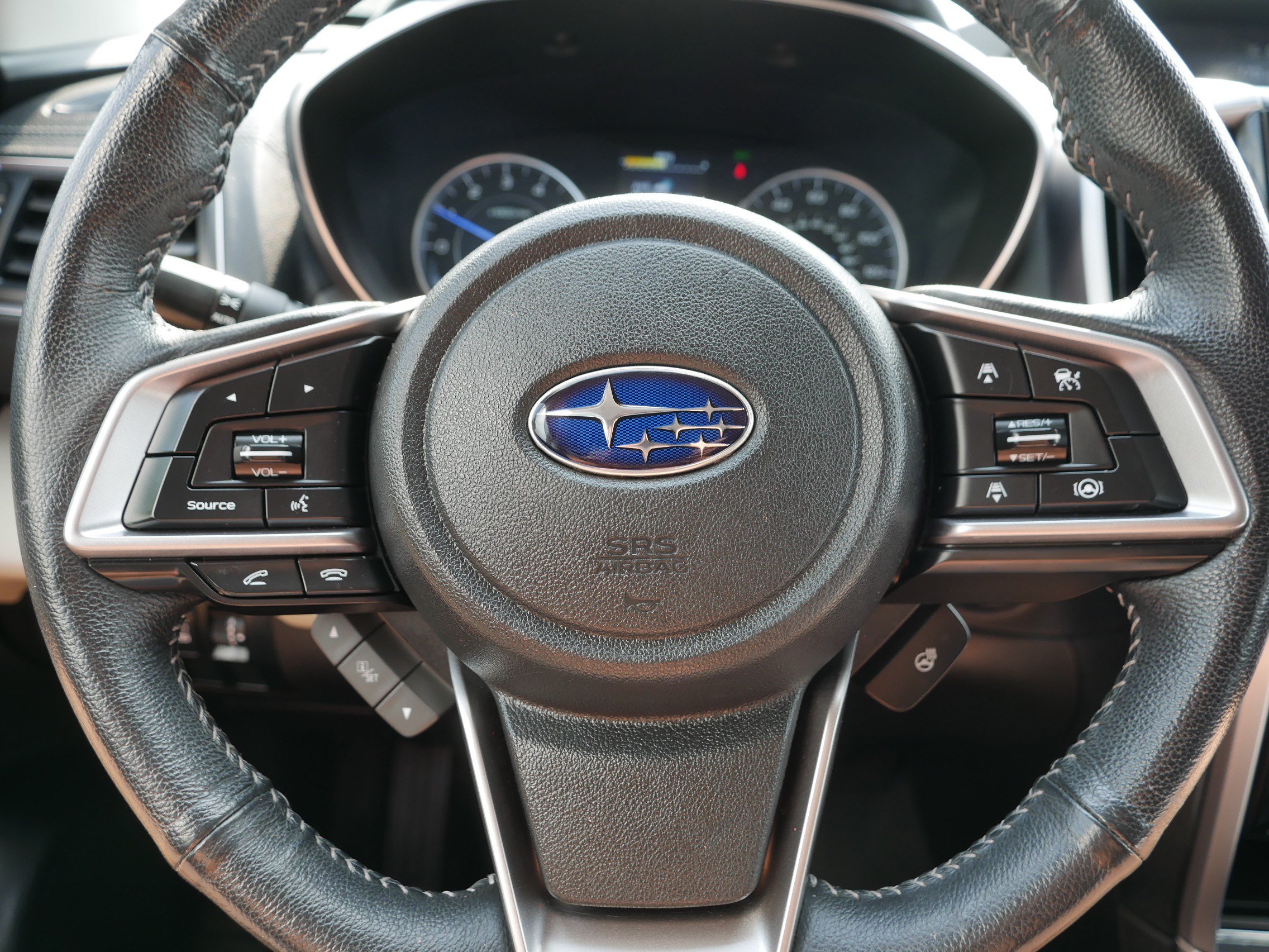 Used 2022 Subaru Ascent Limited AWD/4WD image 25