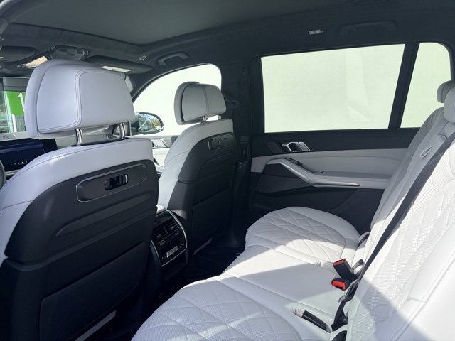 New 2026 BMW X7 xDrive40i image 4