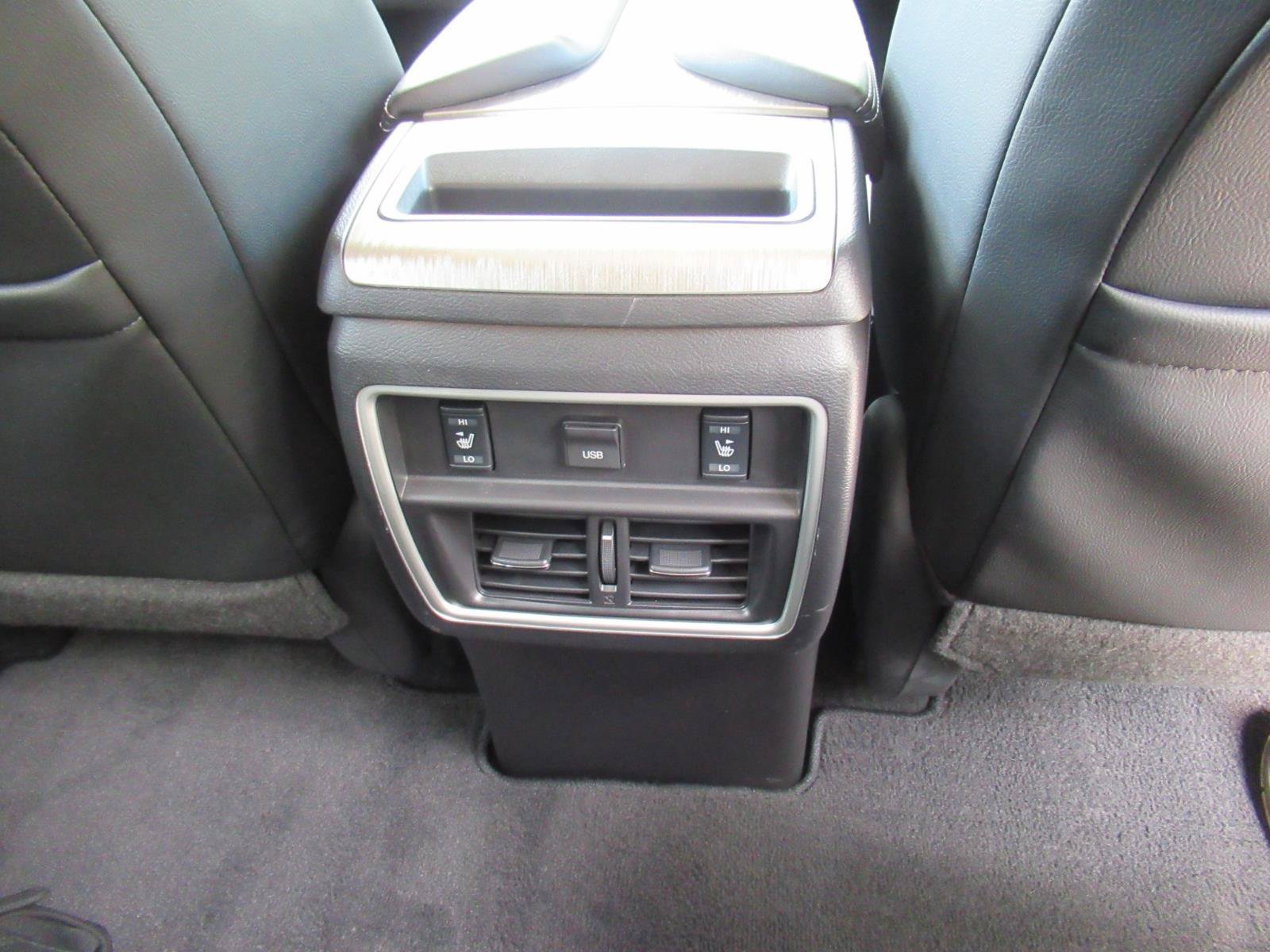 Used 2018 Nissan Murano SL w/ Midnight Edition Package FWD image 32
