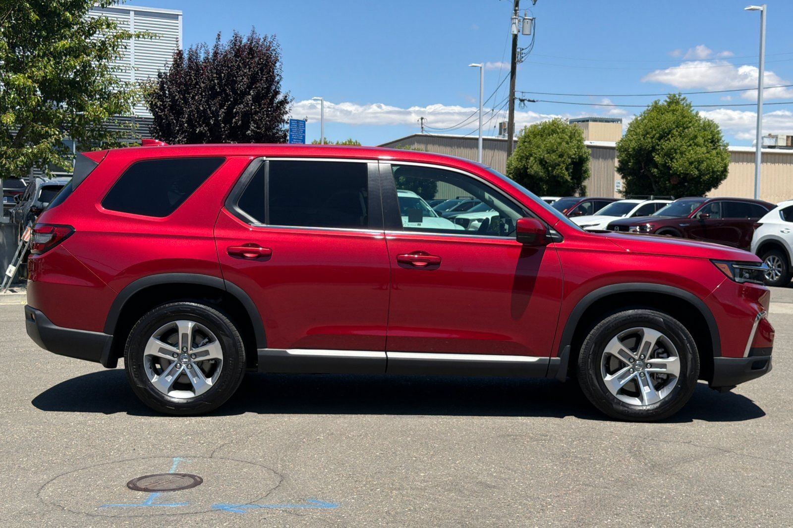 Certified 2025 Honda Pilot EX-L image 3